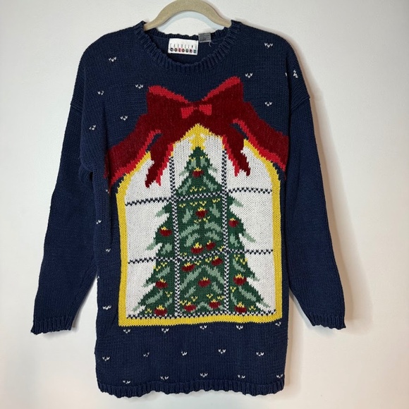 Vintage 90s Old Fashioned Christmas Tree Through Window Sweater - Picture 1 of 4